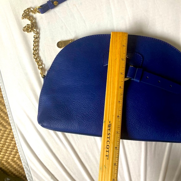 Ri2K crossbody. use as a clutch. electric-blue halfmoon. - Picture 10 of 12